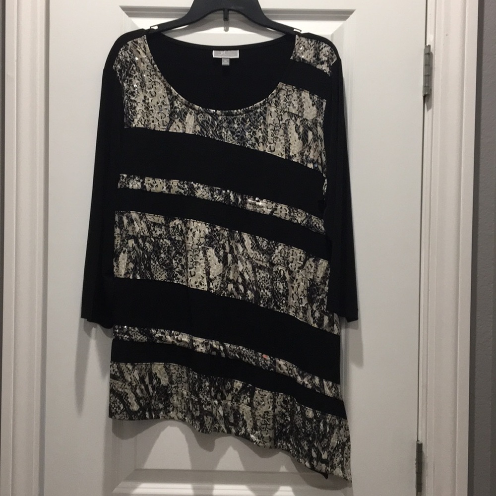 Beautiful JM Collection size XL long dress top